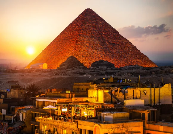 Giza Pyramids Tour – Step into Ancient Egypt with Farida Egypt Tours