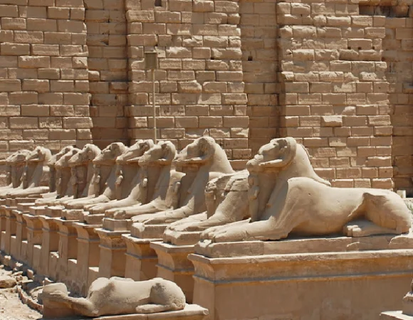 Private Transport from Hurghada to Luxor – Travel Safely & Comfortably with Farida Egypt Tours